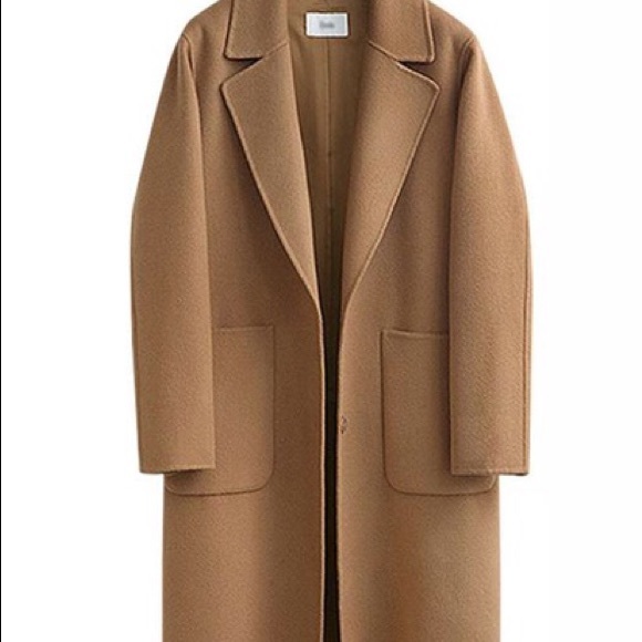 Beautiful camel coat! - Picture 2 of 7